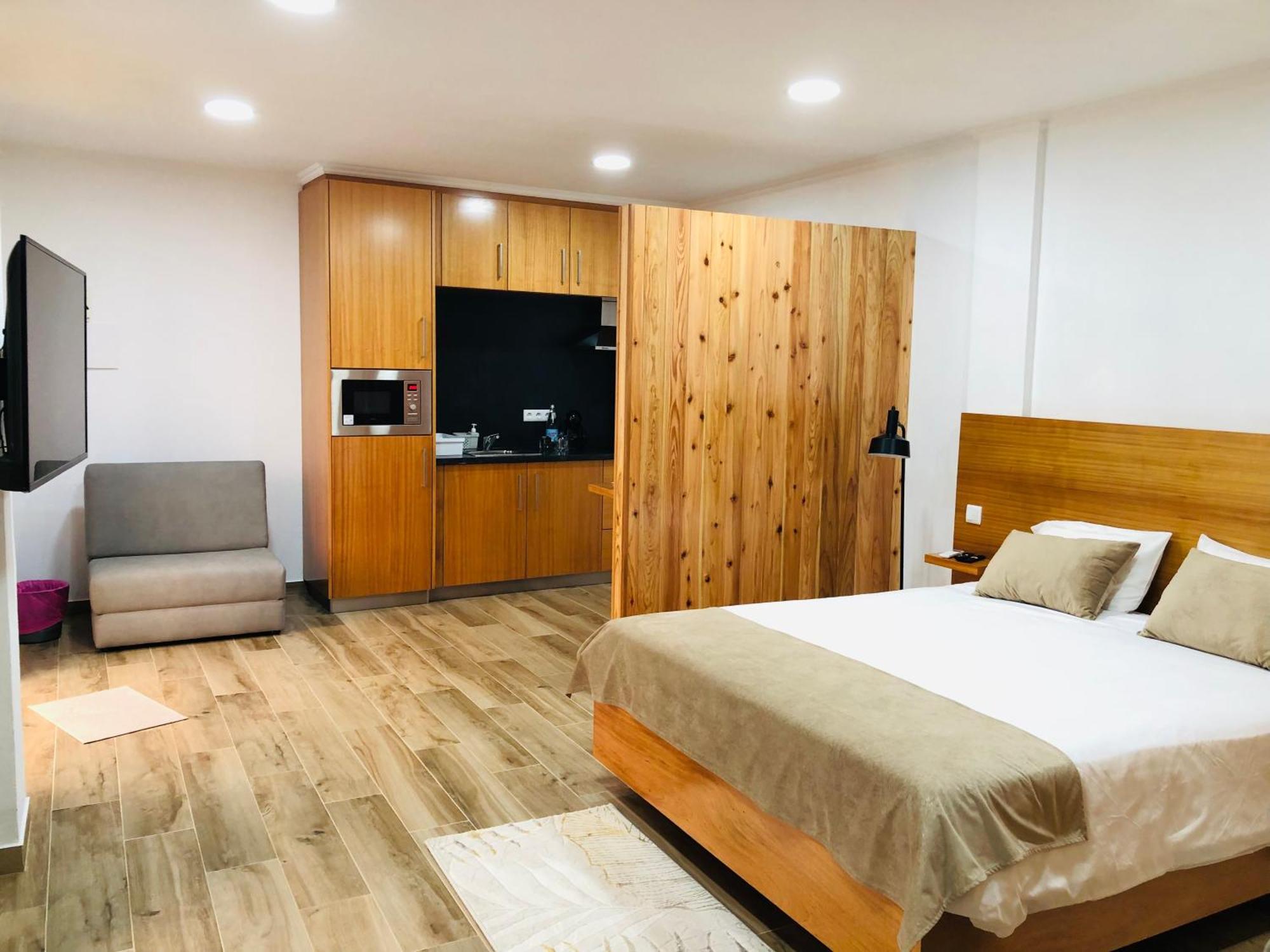 Amu- Apartamentos Misterios Da Urzelina Екстериор снимка